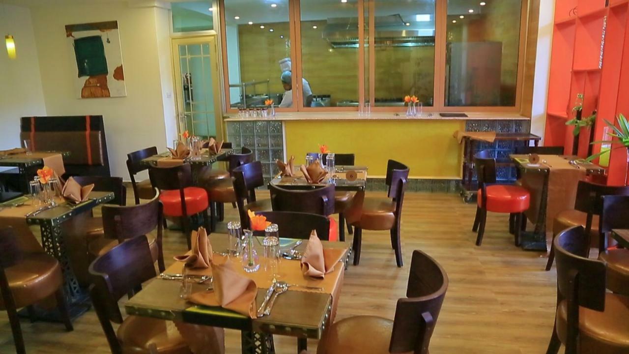 Zigzag Hotel And Spa Αντίς Αμπέμπα Εξωτερικό φωτογραφία