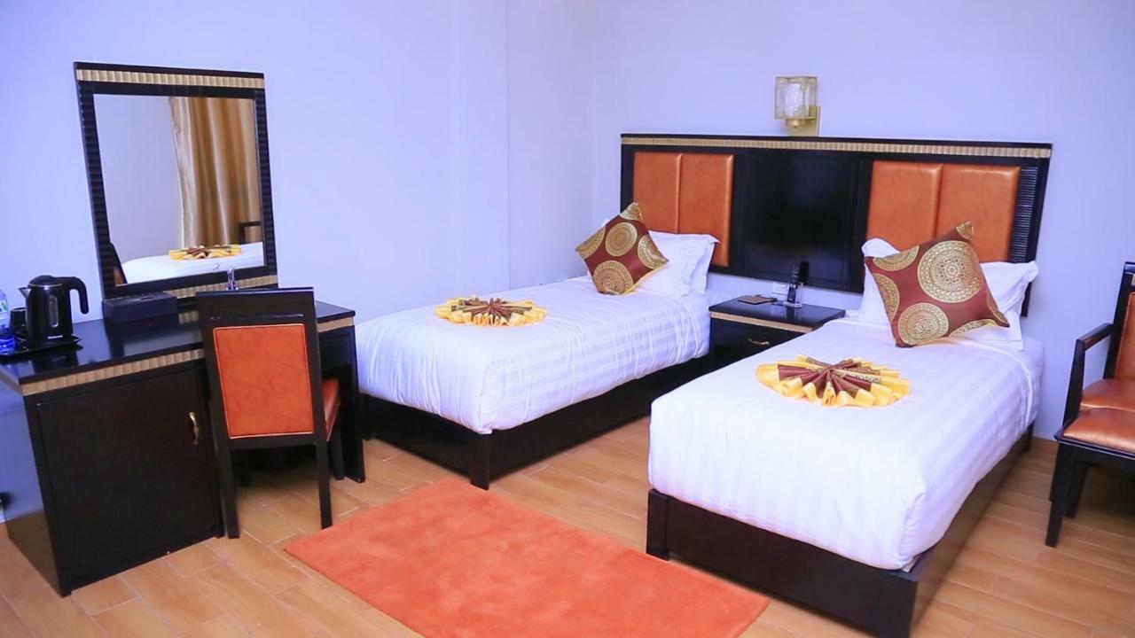 Zigzag Hotel And Spa Αντίς Αμπέμπα Εξωτερικό φωτογραφία