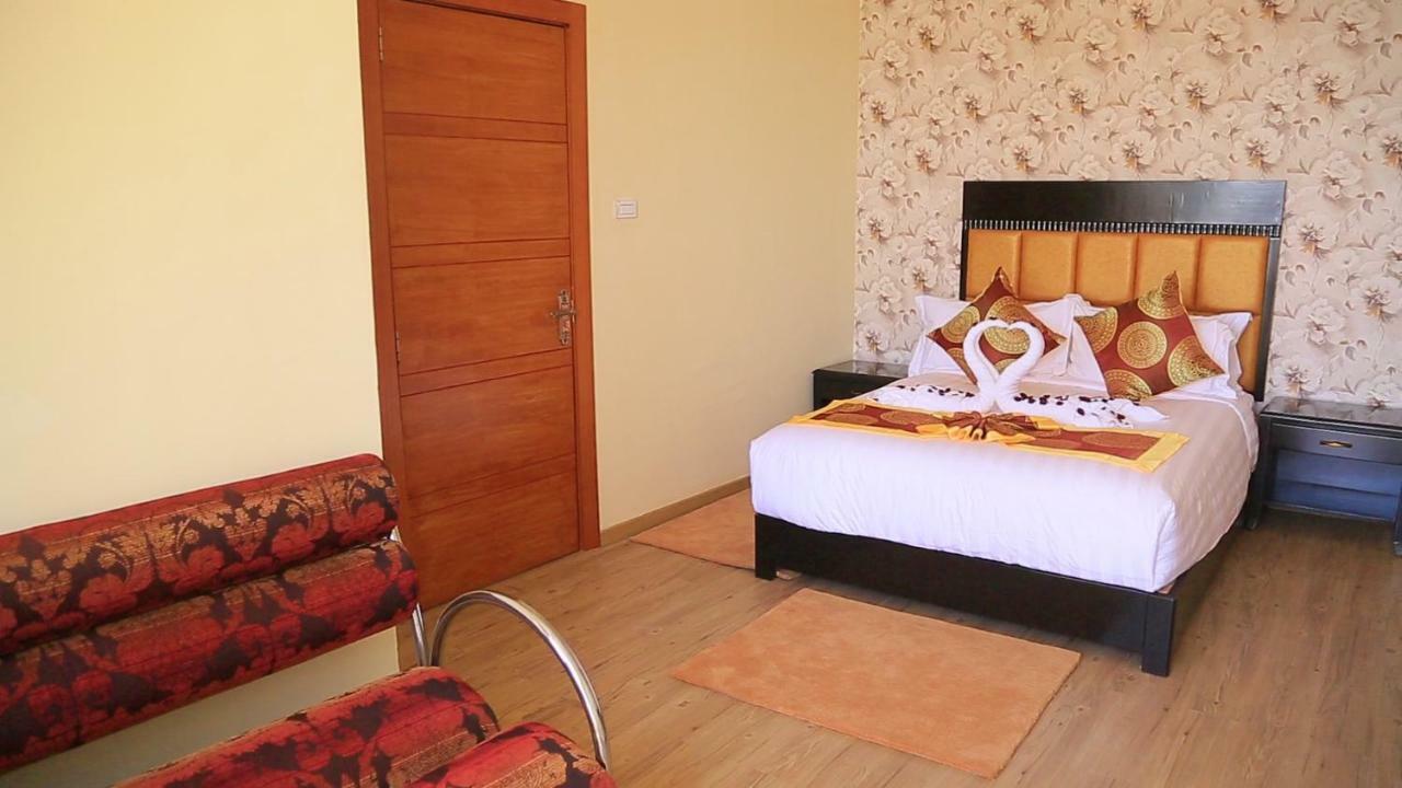 Zigzag Hotel And Spa Αντίς Αμπέμπα Εξωτερικό φωτογραφία