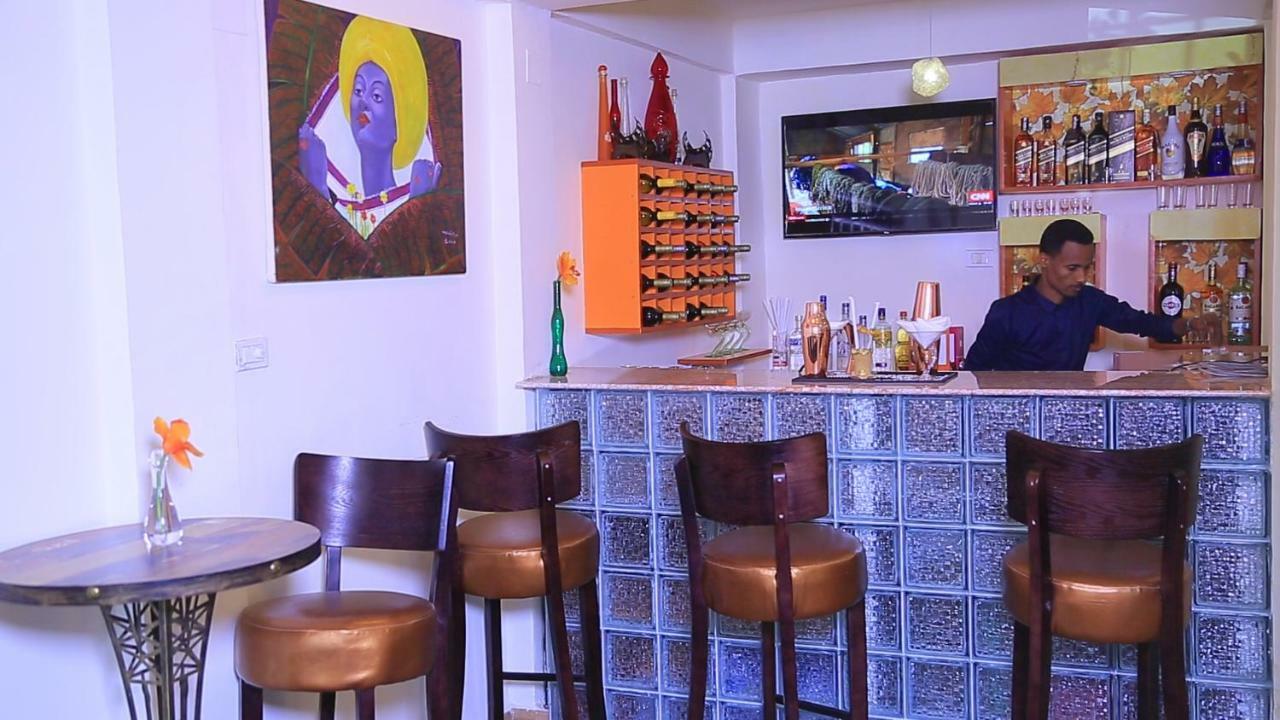 Zigzag Hotel And Spa Αντίς Αμπέμπα Εξωτερικό φωτογραφία